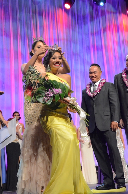 1822088_web1_Miss-Hawaii-2015-Jeanne-Kapela.jpg