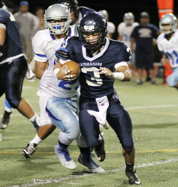 Prep football Kamehameha tackles obstacles in victory against Kalaheo
