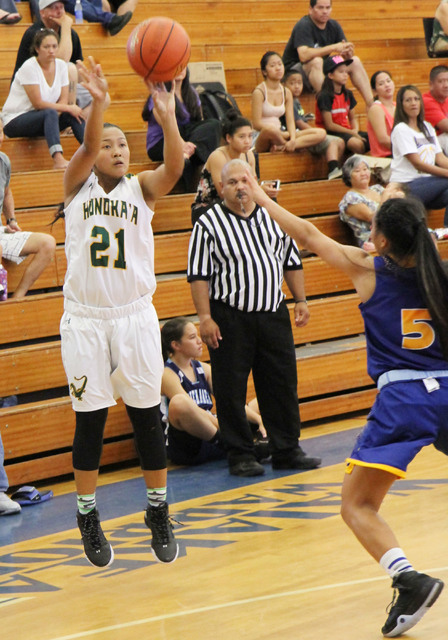 2631097_web1_hilo-vs-hono-b-ball04.jpg