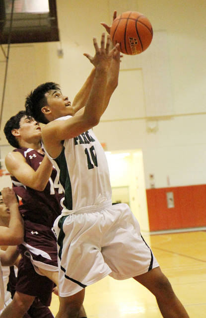 2696679_web1_pahoa-vs-kau-b-ball06--1-.jpg