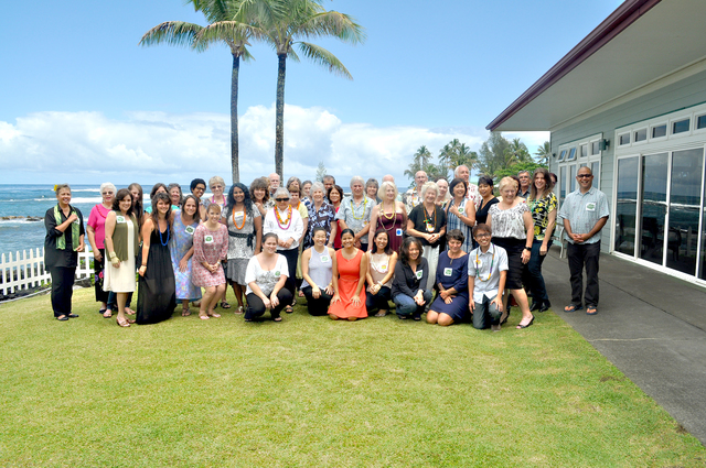 Hospice of Hilo honors volunteers - Hawaii Tribune-Herald