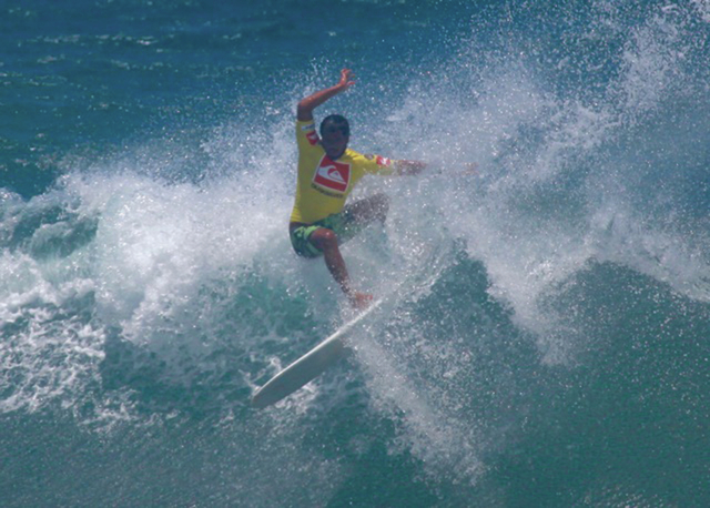 3868334_web1_Ulu-Napeahi-Long-Board-winner-32nd-Quiksilver-Big-Island-Toyota-Pro-Am-Surfing-Trials.-PHOTO-CREDIT-Shayne-Skipper-.jpg