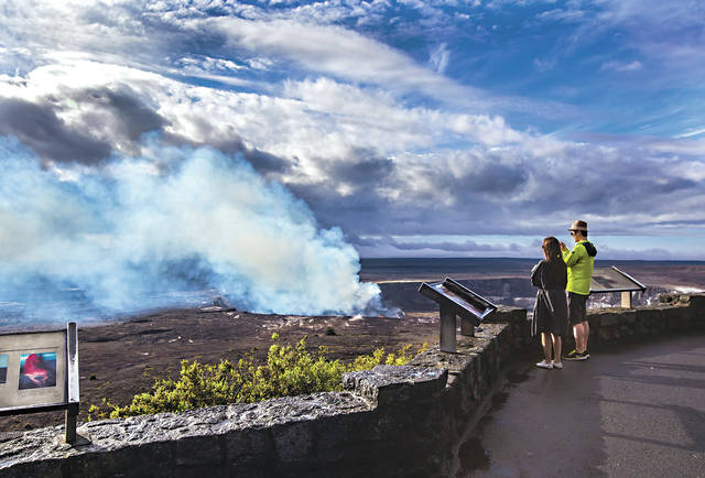5237748_web1_Visitors-observe-Kilauea-summit-lava-lake-from-Jaggar-Museum-observation-deck.jpg