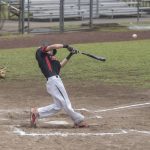 5271025_web1_UHHilo_Baseball_7.jpg