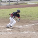 5271025_web1_UHHilo_Baseball_8.jpg