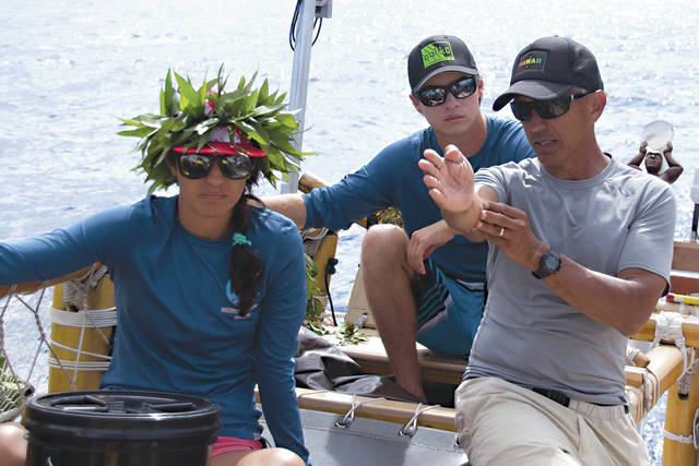 5296294_web1_Hokulea-crew.jpeg
