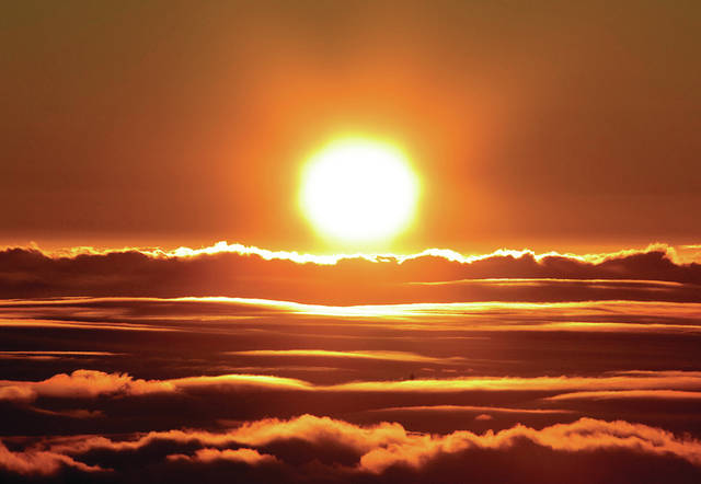 5510013_web1_Haleakala_sunrise.jpg