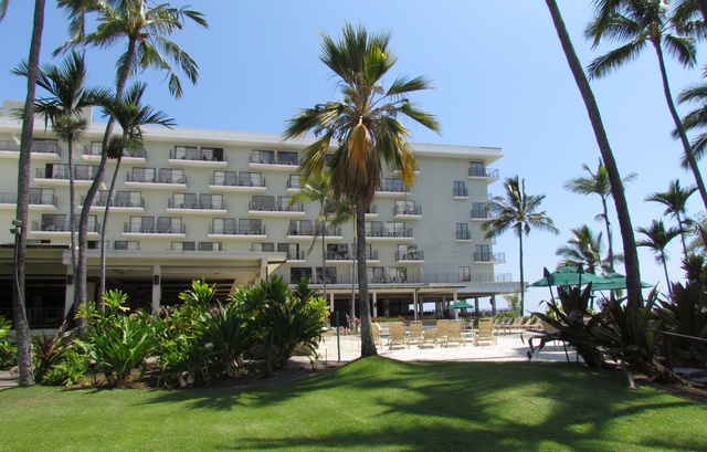 Old Keauhou Beach Hotel demolition ahead of schedule Hawaii Tribune Herald