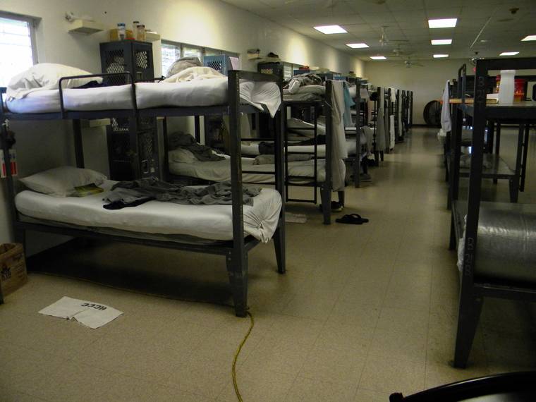Jail Unit In Hilo, Bunk Beds Hawaii