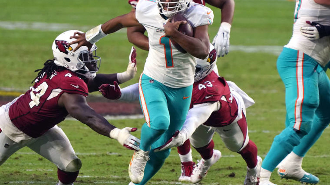Dolphins' Tagovailoa says he's 'all in' to play next season - Hawaii  Tribune-Herald