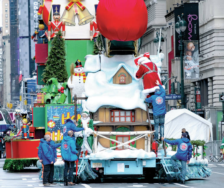 Macy S Thanksgiving Day Parade Takes Flight In Virus Times Hawaii Tribune Herald