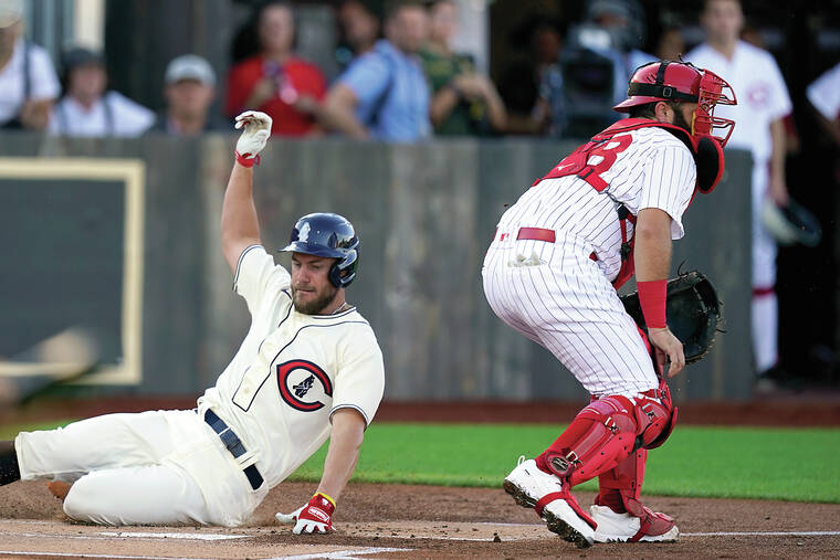 Drew Smyly stars as Chicago Cubs beat Cincinnati Reds in 2nd 'Field of  Dreams' game