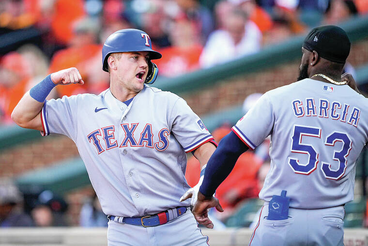 Texas' shaky bullpen escapes late as Rangers hold off Orioles 3-2 to open  ALDS - Hawaii Tribune-Herald