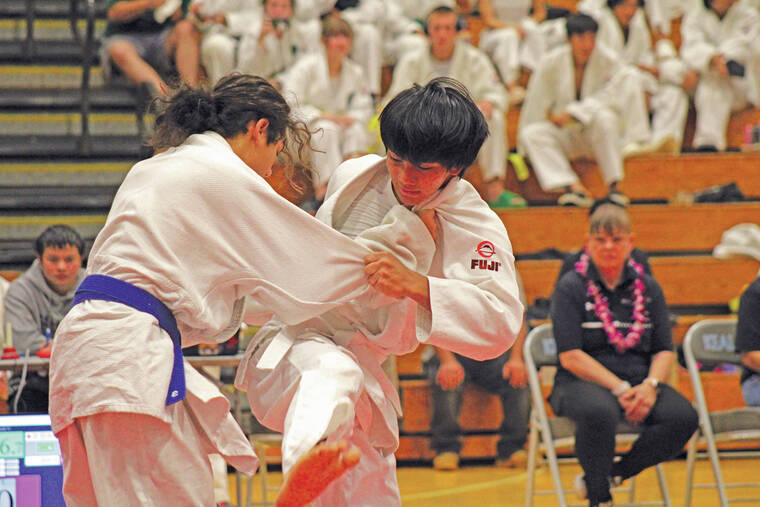 PHOTOS: BIIF judo championships at Kealakehe