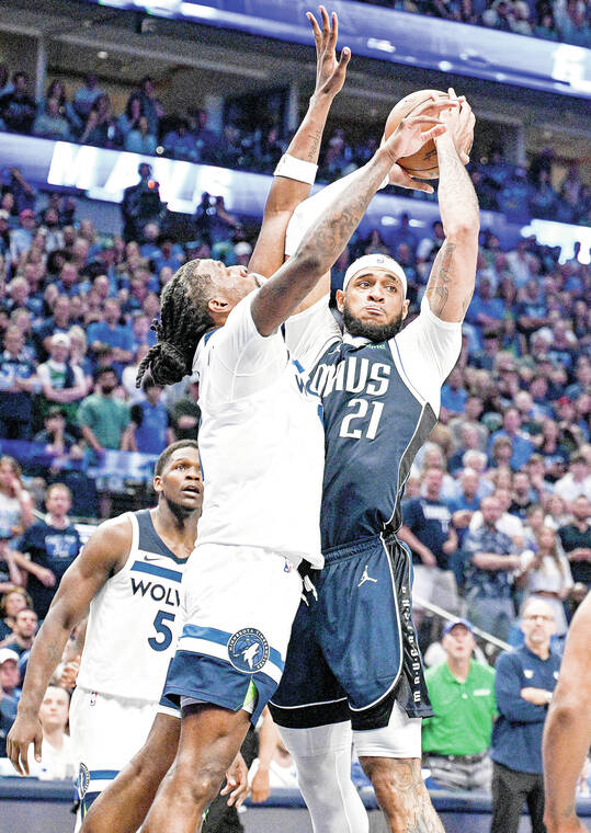 Wolves stay alive with Game 4 road win over Mavericks